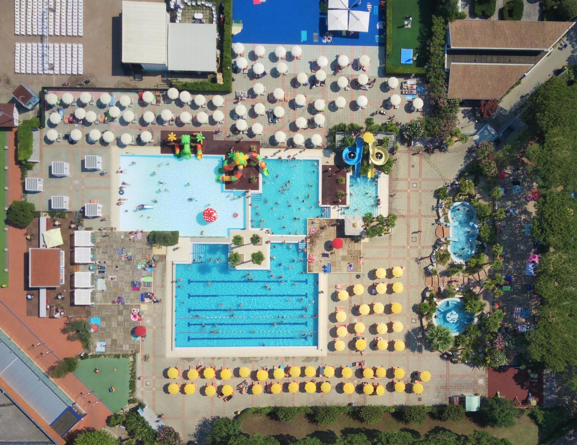 Bella Camping Eraclea Mare Bagian luar foto