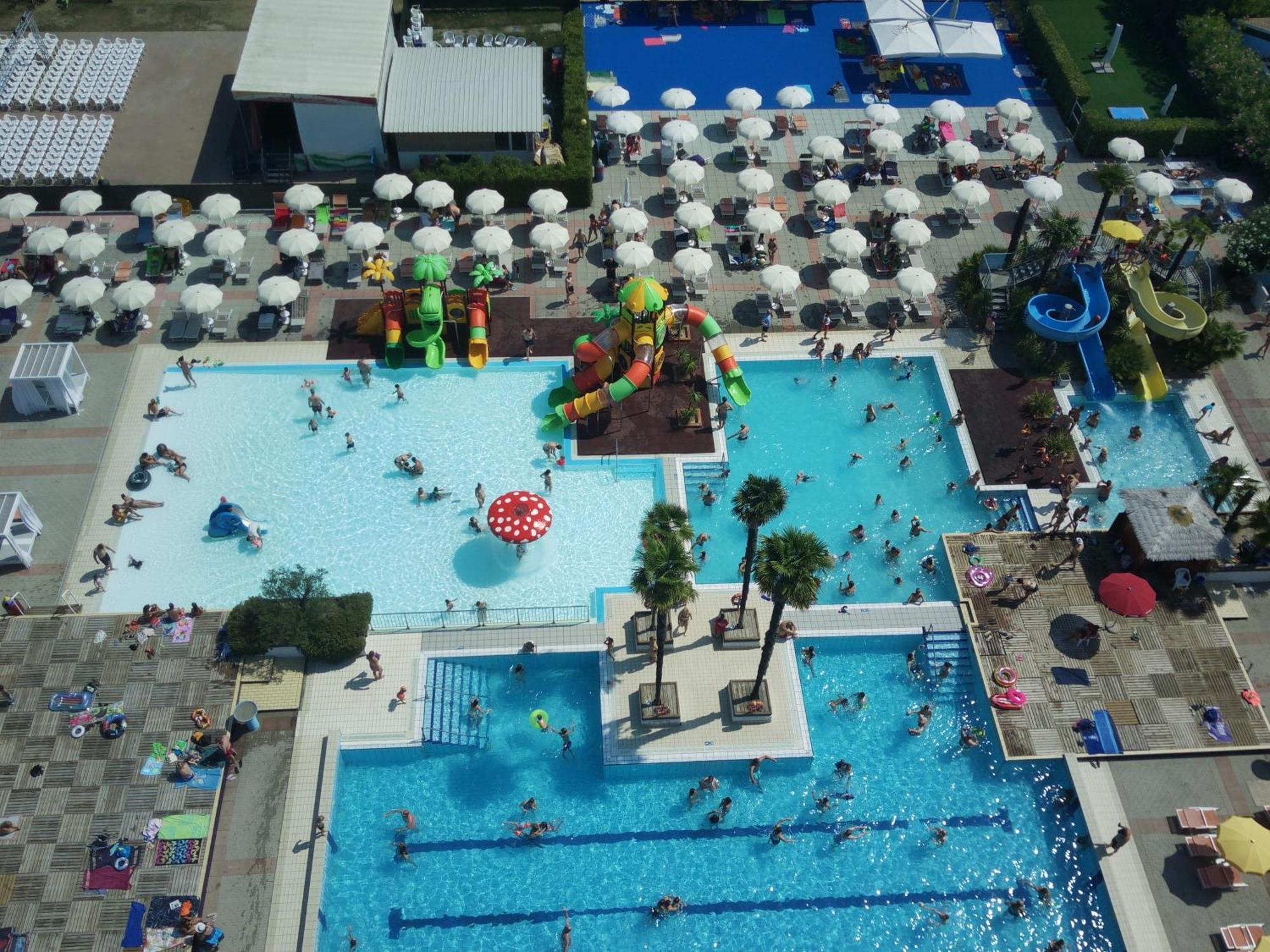 Bella Camping Eraclea Mare Bagian luar foto